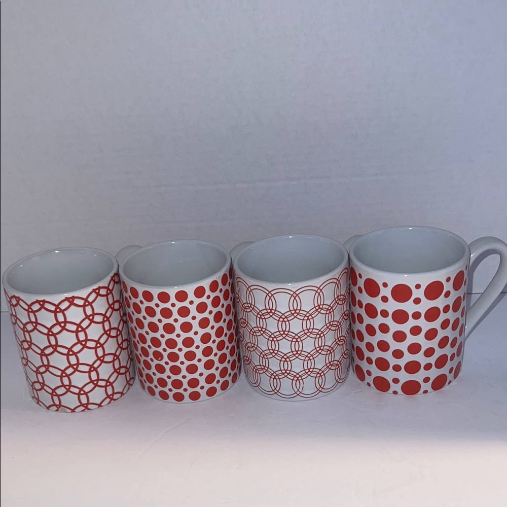 Food Network Red and White Geometric Mug Set of 4